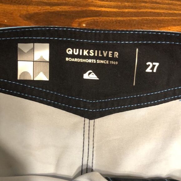 NWOT Quiksilver Highline Boardshorts w/Dryflight - Picture 4 of 7